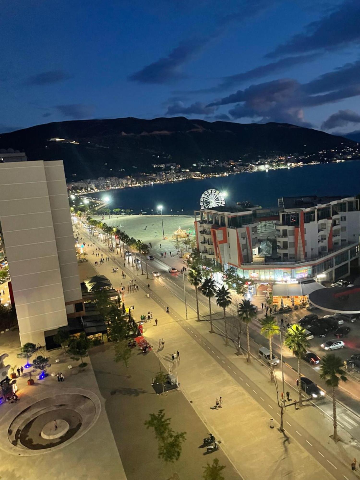 5 Star Apartment Vlorë Esterno foto